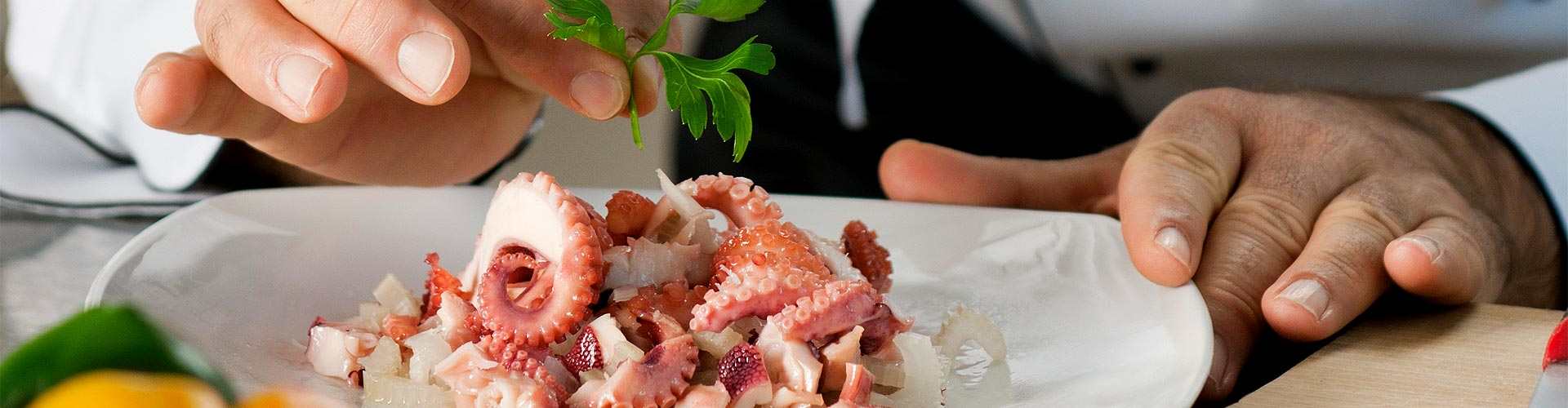 ¿Dónde comer marisco en Lucainena de las Torres?