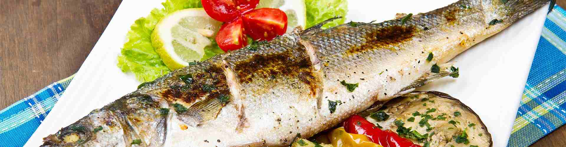 ¿Dónde comer pescado en Delfià?