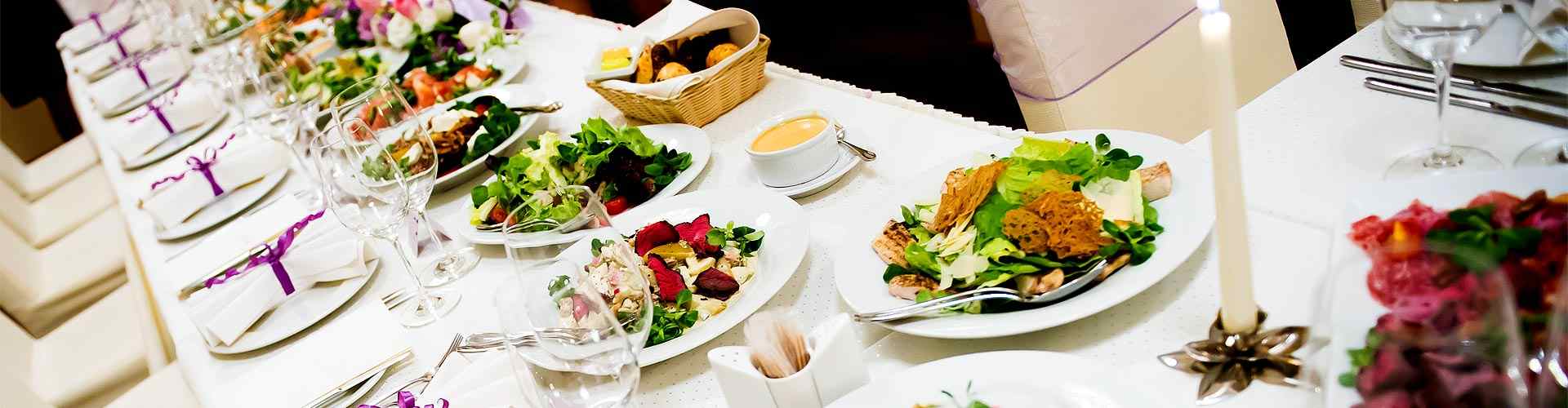 ¿Dónde comer ensaladas en Miñambres?