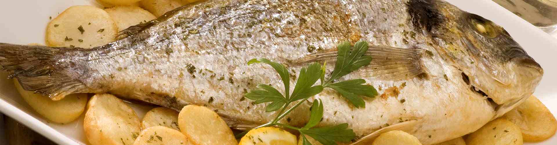 ¿Dónde comer pescado en Cortijo de Vista Bella?