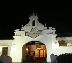 Fachada de Noche - Restaurante Bar Jamón
