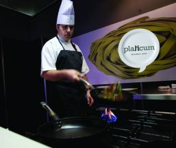 Restaurante Platicum